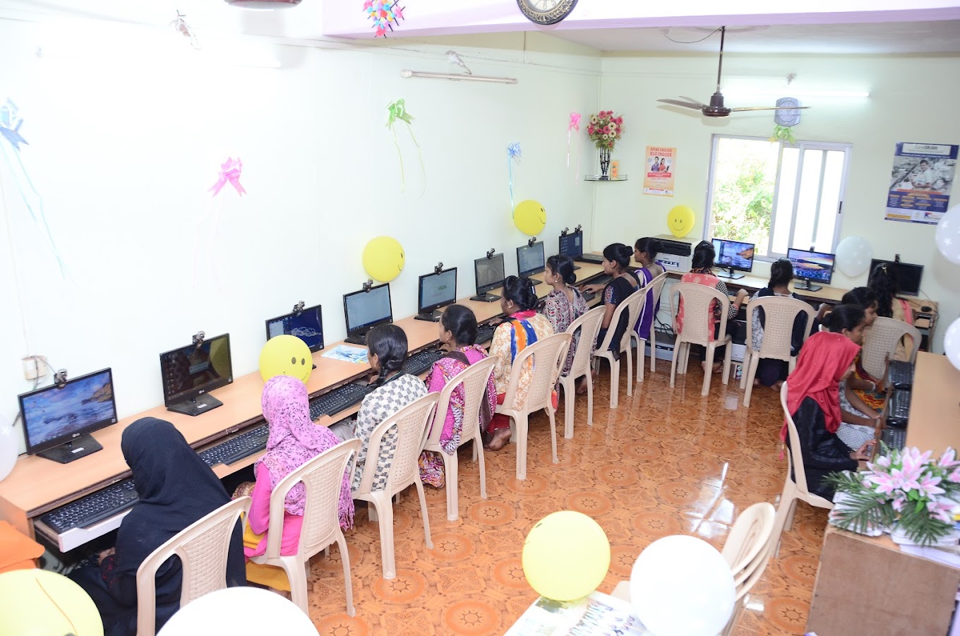 Unlock Your Career Potential with MS-CIT at Unitech Computer Education Center